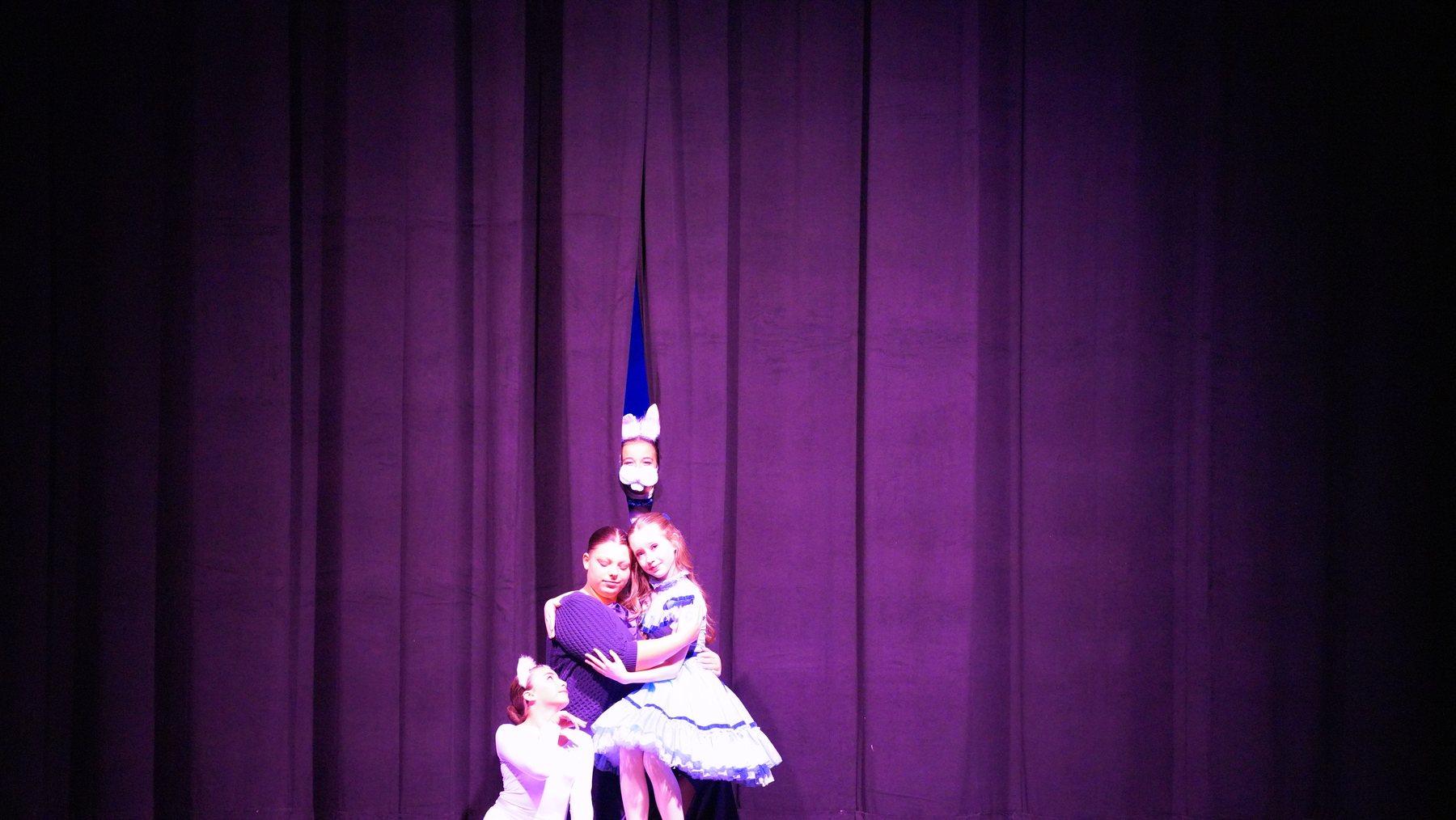 Alice In Wonderland recital photo 4